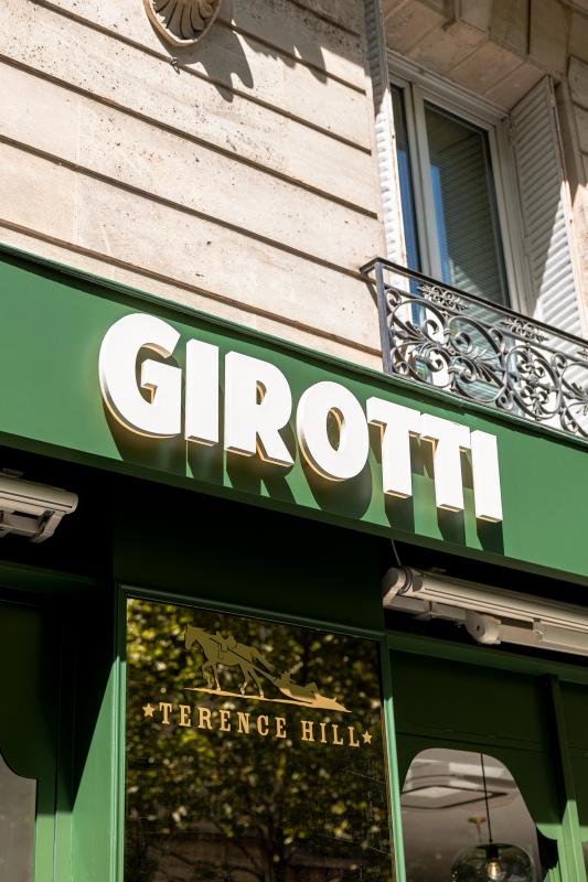  - La Gelateria Girotti ne compte pas laisser Paris de glace 