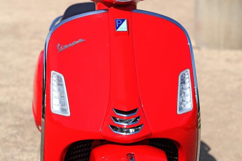  - Vespa GTS 300