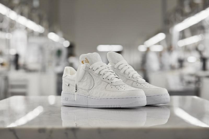  - Nike Air Force 1 x Louis Vuitton