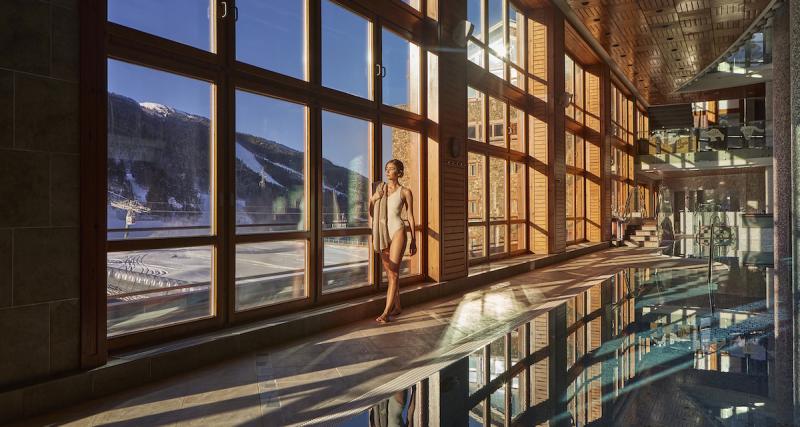 Un autre monde… à cheval sur une frontière, l’Andorre - A Soldeu, le Sport Hotels Hermitage & Spa est le seul hôtel 5 étoiles de la Principauté, et fait partie des Leading Hotels of the World.