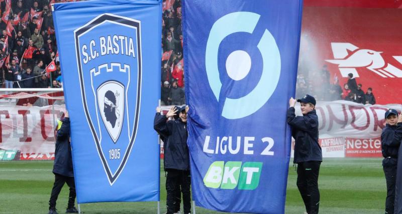  - Bastia : le SCB présente son nouveau maillot domicile