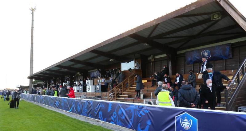  - Châteaubriant : un incendie s’est déclaré dans une tribune du stade