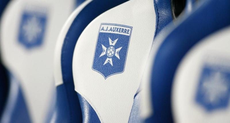  - Auxerre : le nouveau maillot extérieur dévoilé