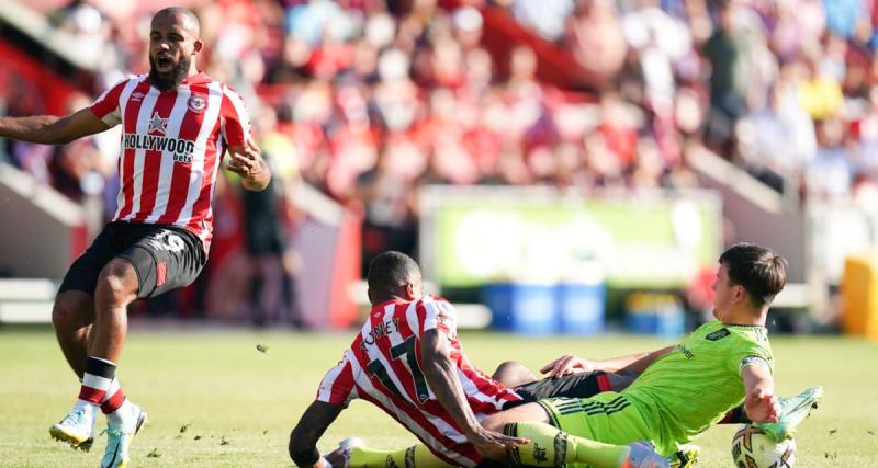  - 🚨 Brentford - Manchester United : les Red Devils lourdement corrigés à la mi-temps !