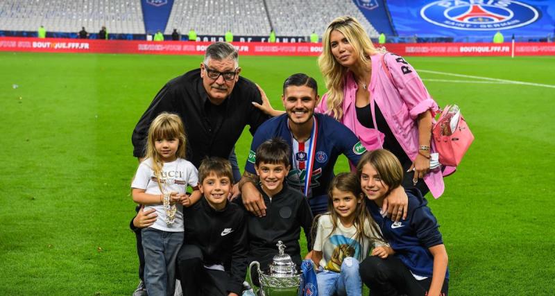  - PSG : en décolleté, Wanda Nara présente son nouveau compagnon de route 