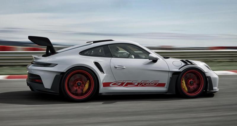  - Porsche 911 GT3 RS (2022) : la nouvelle génération de la sportive se dévoile enfin, voici son prix