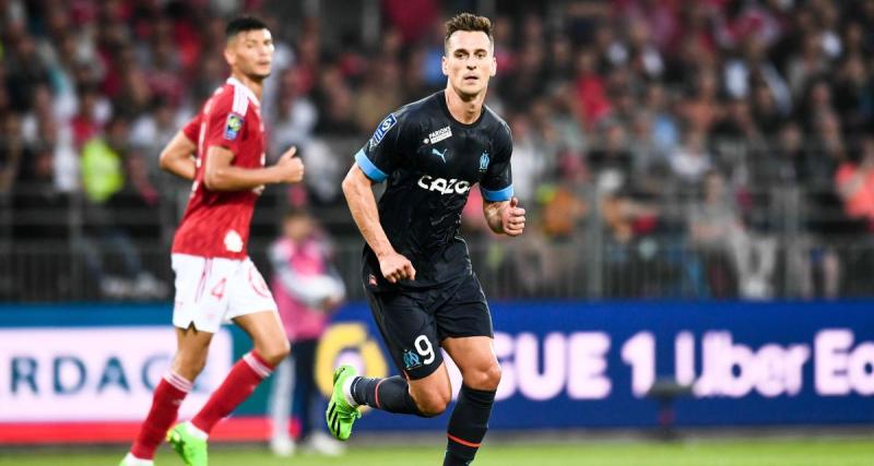  - OM : Longoria ne ferme pas la porte à un départ de Milik !