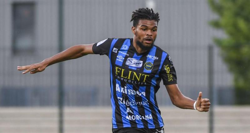  - Toulouse : le TFC discute avec un milieu de terrain