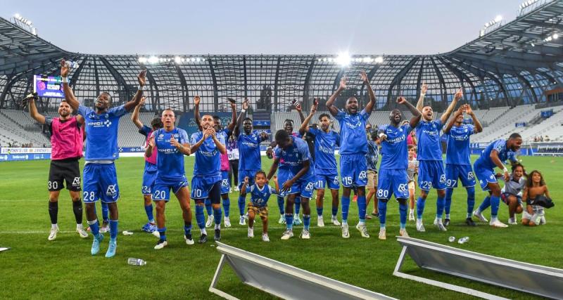  - Grenoble : le GF38 s'offre un grand espoir burkinabé (off)