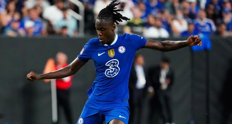  - Chelsea : du beau monde sur ce jeune défenseur des Blues ! 