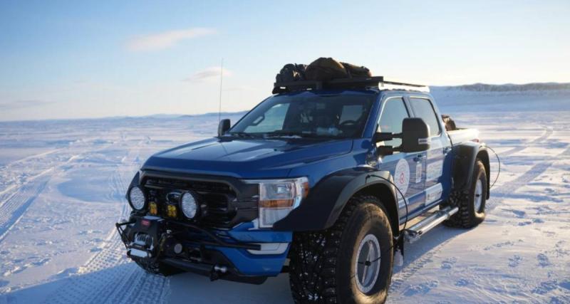  - Ce pick-up Ford est coincé sous l'eau depuis 5 mois, il va être récupéré pour la bonne cause