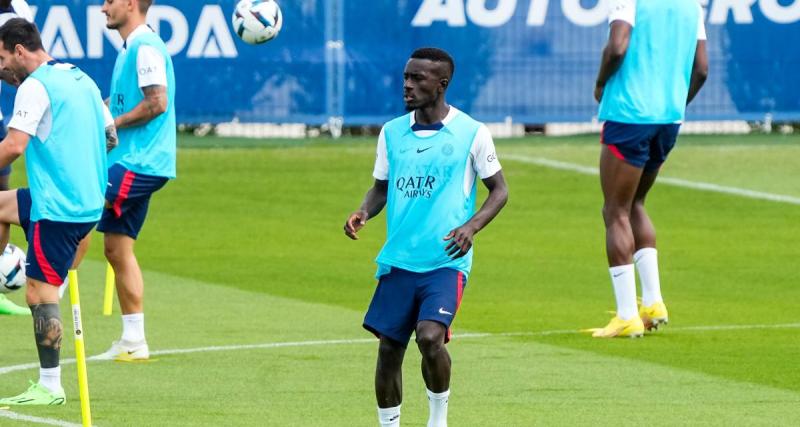  - PSG : Everton renoue le contact avec le club parisien pour Gueye ! 