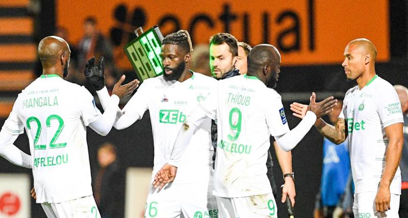  - Valenciennes – ASSE : les deux équipes dos à dos à la pause