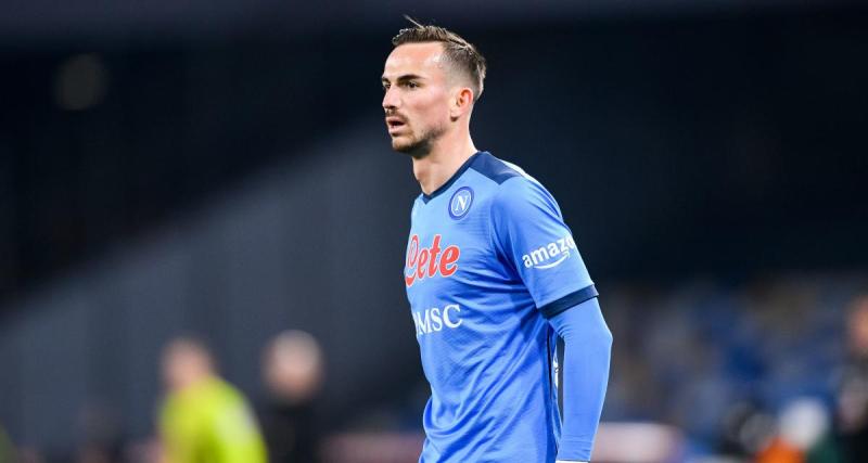  - PSG : Fabian Ruiz débarque à Paris (off)