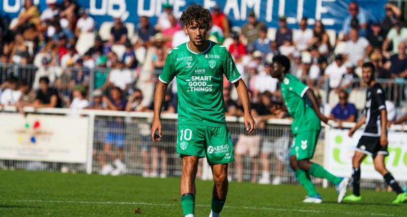  - ASSE - Mercato : Adil Aouchiche quitte les Verts pour Lorient ! (officiel)