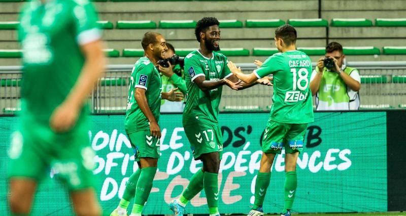  - Pau - ASSE : à dix et malgré Saivet, les Verts ramènent un point du Nouste Camp (revivez le match)