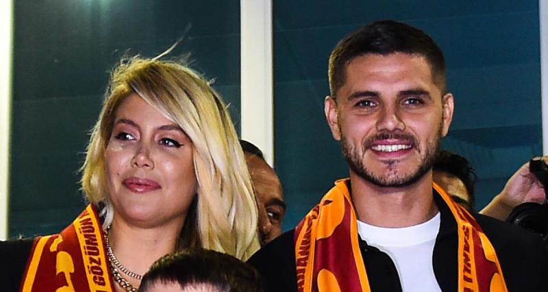  - PSG - Mercato : Icardi pose avec le maillot de Galatasaray, Wanda Nara à ses côtés