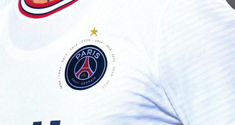  - PSG : le club de la capitale dévoile son maillot third