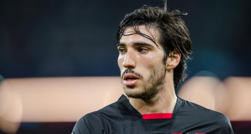  - 🚨 AC Milan : Tonali prolonge chez les Rossoneri ! (officiel)