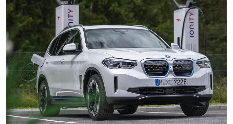  - BMW : fonction Plug & Charge pour alim et données