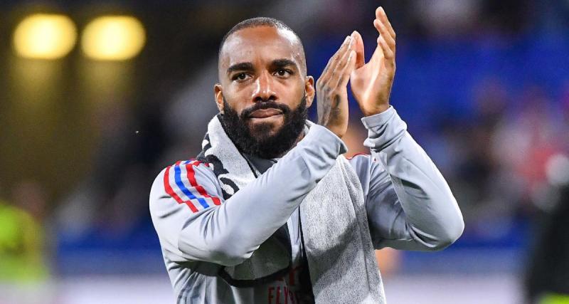  - OL : Lacazette sur le billard