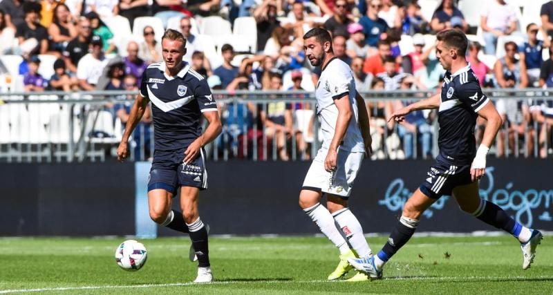  - 🚨 Ligue 2 : Bordeaux arrache la victoire, l'ASSE retombe dans ses travers !