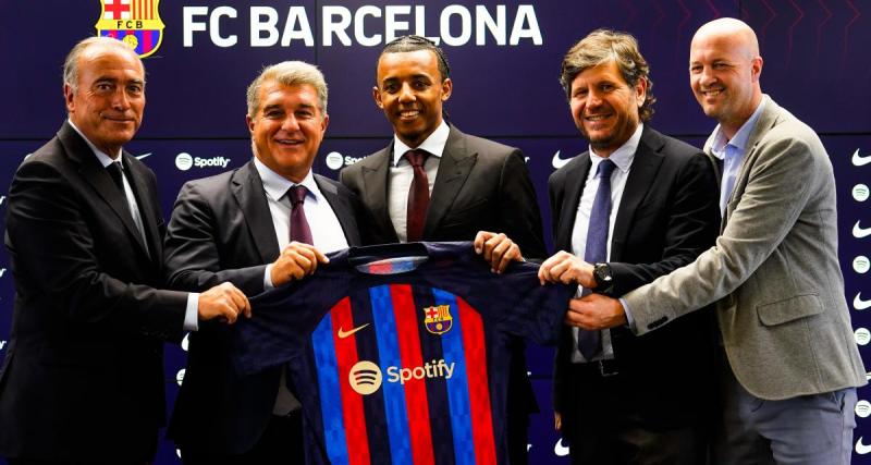  - FC Barcelone : le maillot pour 2023-2024 a fuité et il va plaire aux supporters !