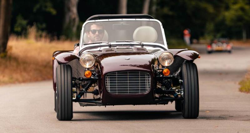  - Caterham Super Seven 600 et 2000 : vive le disco !