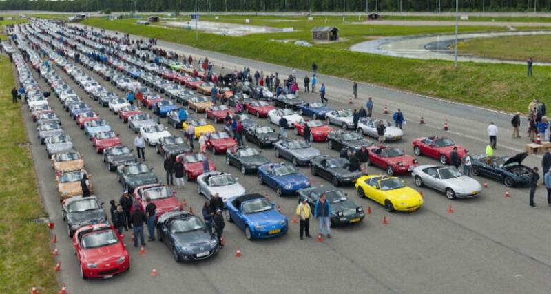  - Ce rassemblement de Mazda bat un record, il fait son entrée dans le Guiness Book