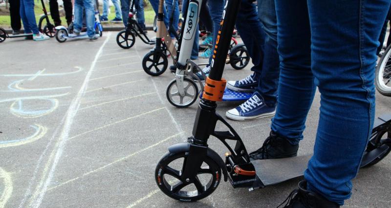  - La "trott' mania", véritable danger public ? Lyon interdit les trottinettes électriques aux mineurs