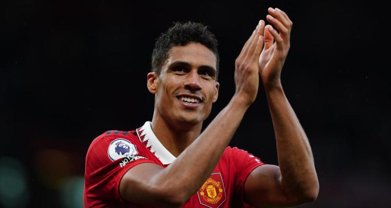  - Manchester United : une légende détruit le recrutement et remet en question Varane