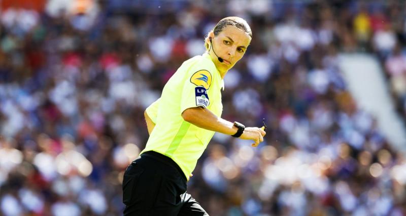  - Coupe du monde : Turpin et Frappart convaincus par le hors-jeu semi-automatique