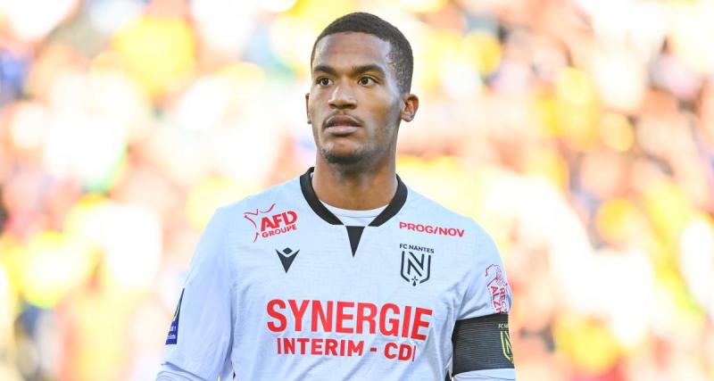  - FC Nantes : Alban Lafont met un coup de pression à ses coéquipiers