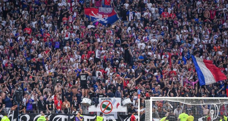  - OL - Toulouse : les banderoles incendiaires des supporters lyonnais