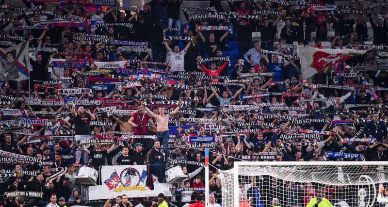  - OL - Toulouse : les supporters lyonnais ont affiché leur soutien à Gérard Collomb, touché par le cancer