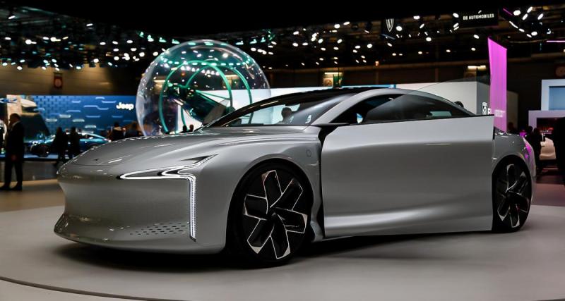  - L’Hopium Machina Vision montre son intérieur au Mondial de l’Auto 2022, nos photos de la berline à hydrogène