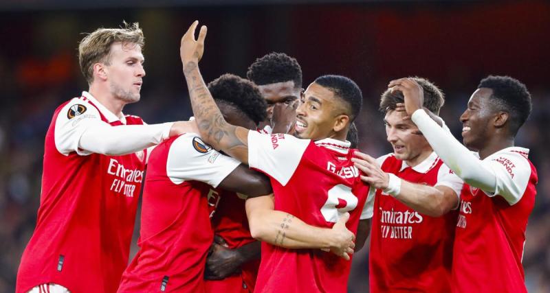  - Arsenal - PSV : incidents après le coup de sifflet final, la police a dû intervenir