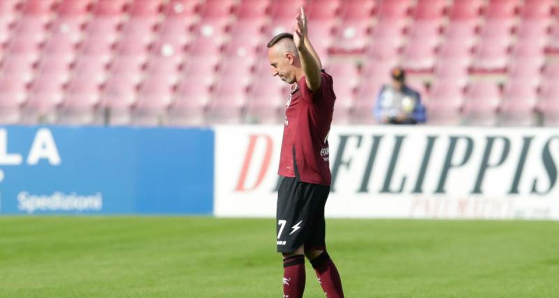  - Salernitana : les adieux émouvants de Ribéry, en larmes et ovationné par le public 