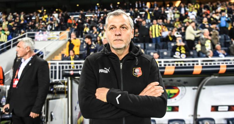  - Fenerbahçe - Rennes : Genesio en dit plus sur Mandanda, sorti sur blessure