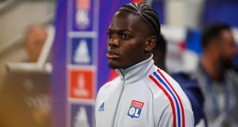  - OL : Castello Lukeba compare son rôle avec Peter Bosz et Laurent Blanc