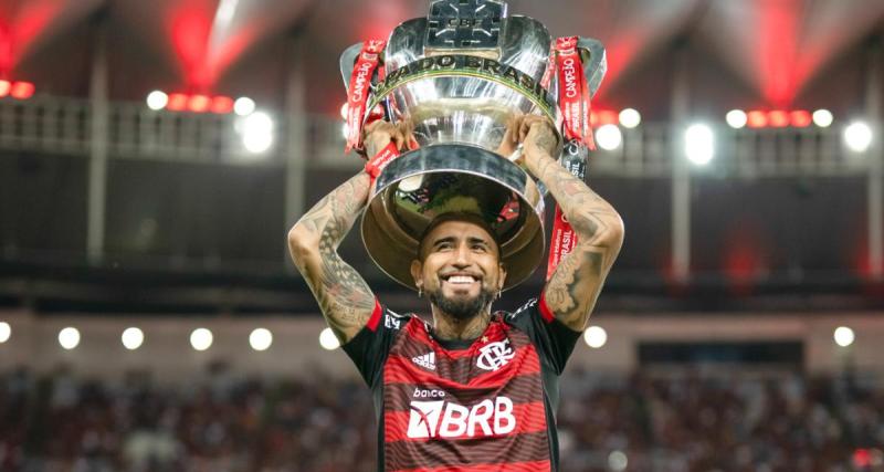  - FC Barcelone : Arturo Vidal lance un chant insultant contre le Real Madrid !