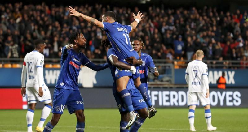  - 🚨 Troyes - Auxerre : grâce à Baldé et Lopes, l'ESTAC mène à la pause !