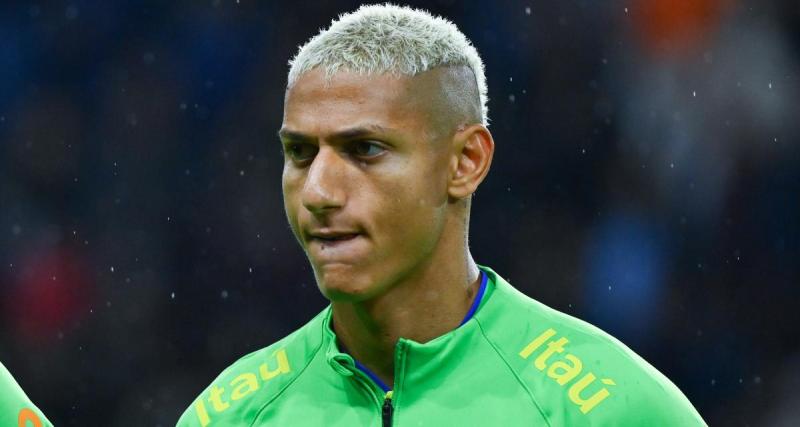  - PSG - Mercato : un coéquipier de Neymar en sélection pour remplacer Mbappé ?