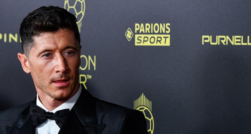  - FC Barcelone, PSG : Lewandowski a reçu le Soulier d'Or 2022 au nez et à la barbe de Mbappé