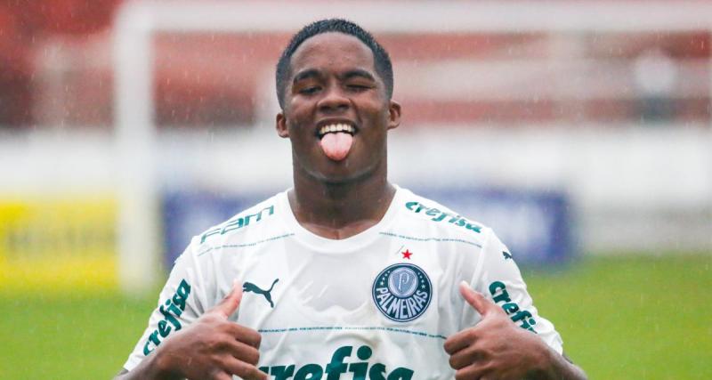 - Real Madrid : une pépite pistée par les Merengue encense Vinicius ! 