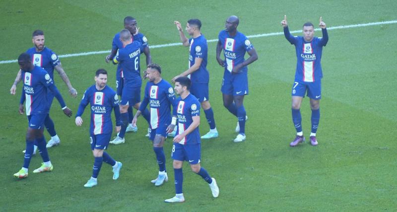  - A la pause, le PSG mène tranquillement face à l'AJ Auxerre