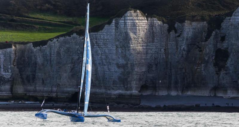  - Route du Rhum : Thibaut Vauchel-Camus secouru dimanche matin