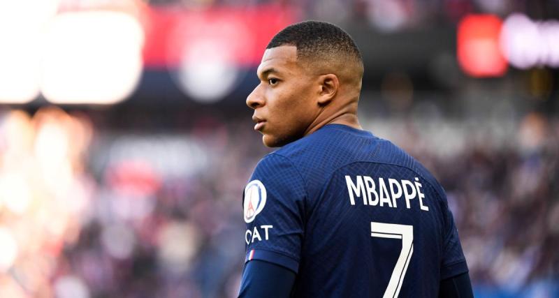  - Kylian Mbappé chambre Kays Ruiz avec un geste très limite