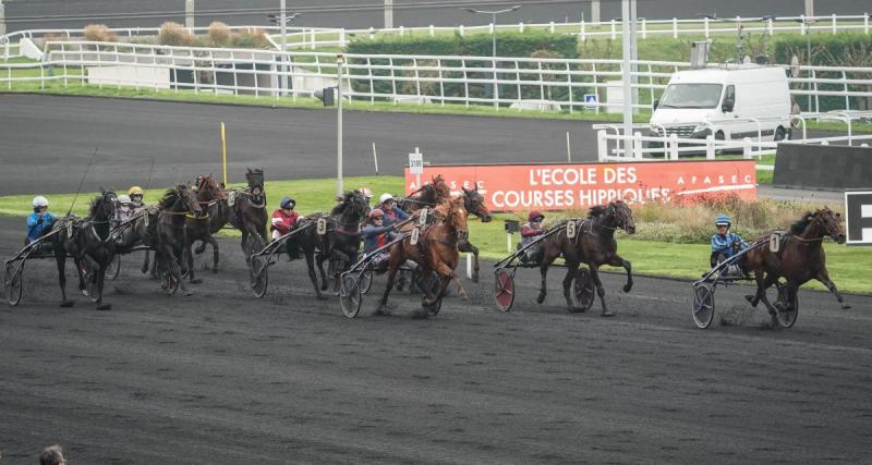  - Résultats course PMU : Farandole Di Palba remporte le Prix de Bressuire