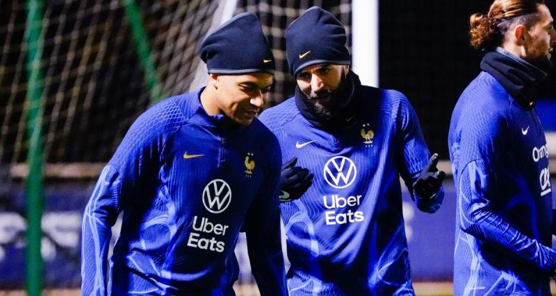  - Équipe de France : l'arrivée des Bleus au Qatar en direct
